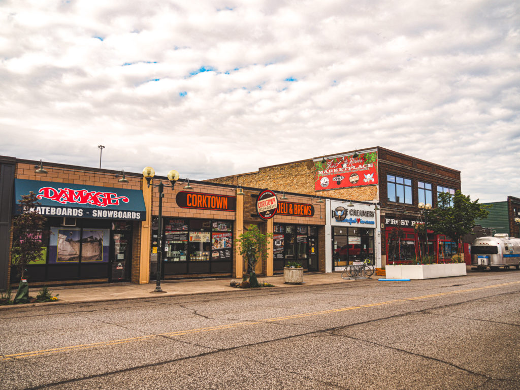 Main Street Lincoln Park street view